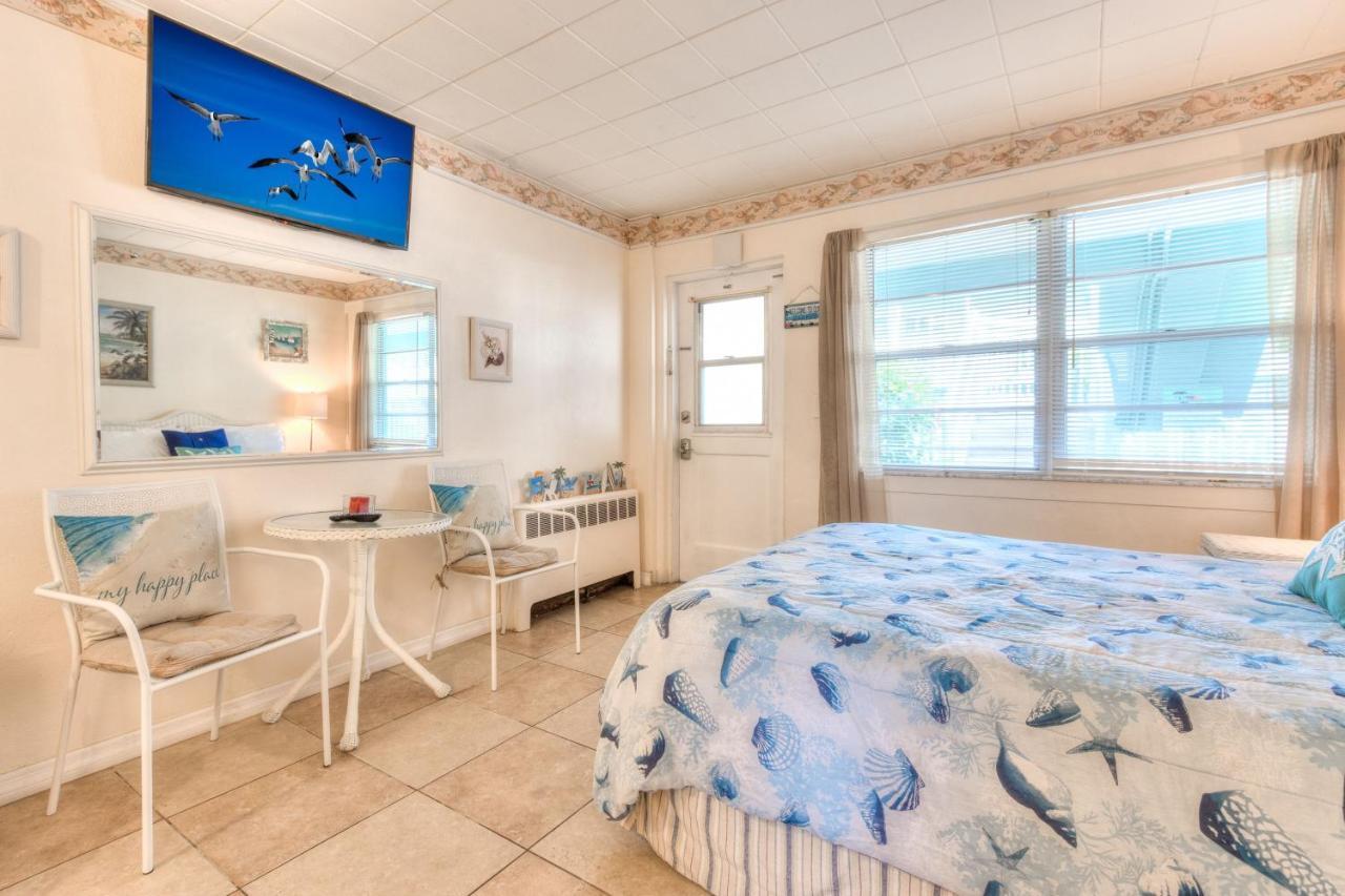 Tropic Terrace #16 - Beachfront Rental Apts St. Pete Beach Exterior foto